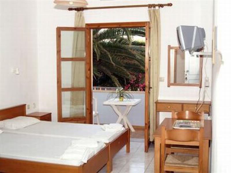 Despina Studios Agia Marina  Exterior photo