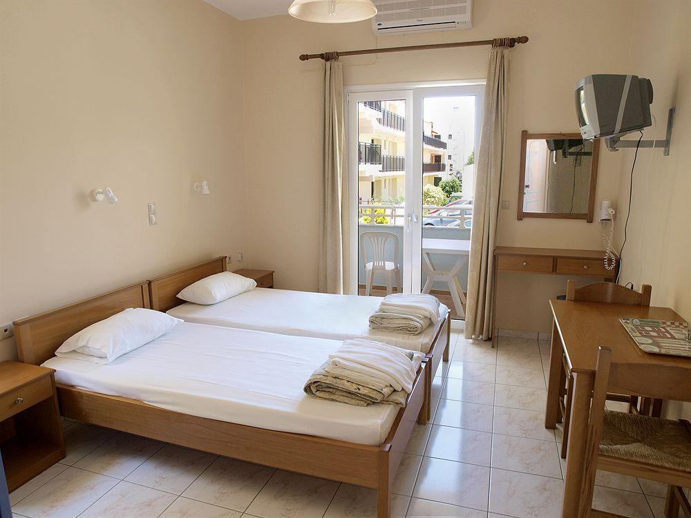 Despina Studios Agia Marina  Exterior photo
